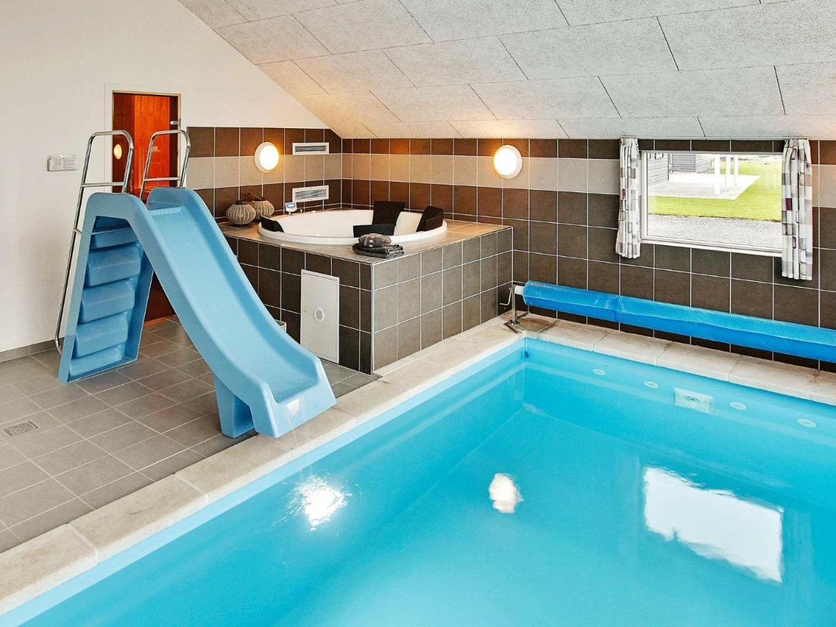 12 Person Holiday Home In Hasselberg Kappeln Habitación foto